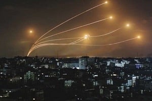 Η Χεζμπολάχ εκτόξευσε «δεκάδες ρουκέτες» εναντίον βάσης του ισραηλινού στρατού